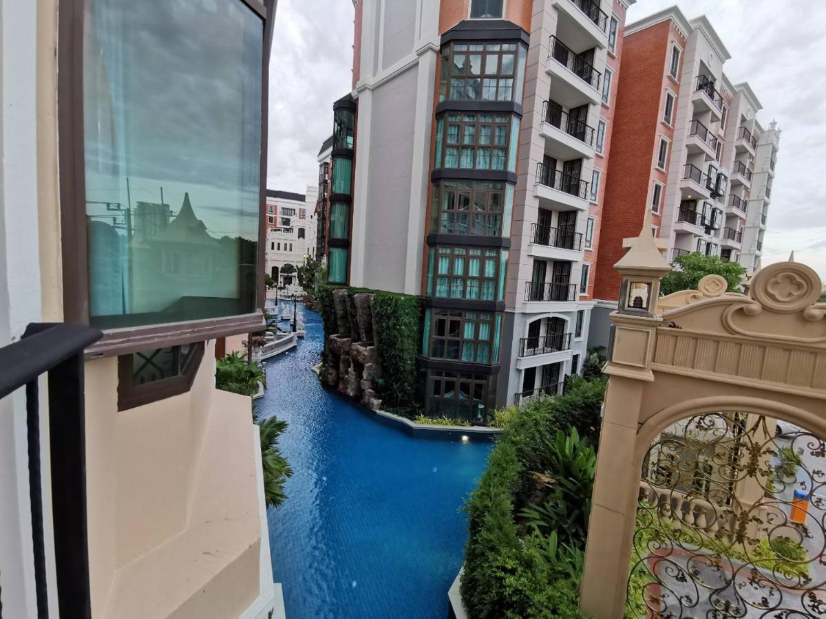 Espana Condo Resort Джомтьен Экстерьер фото